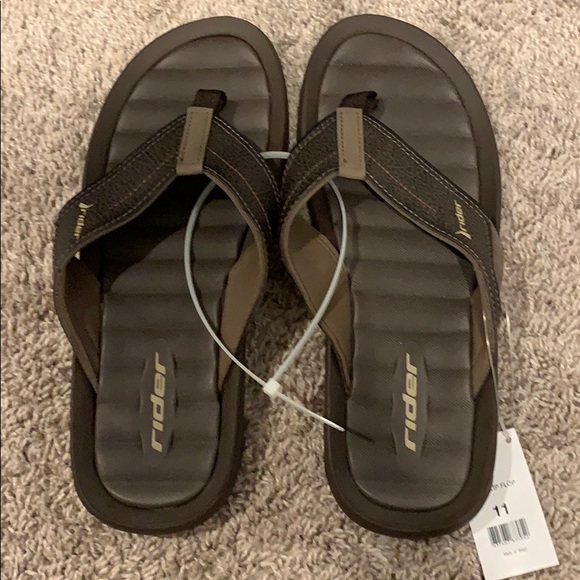 ryder Other - NWT Ryder cushioned brown leather mens sandals, 11